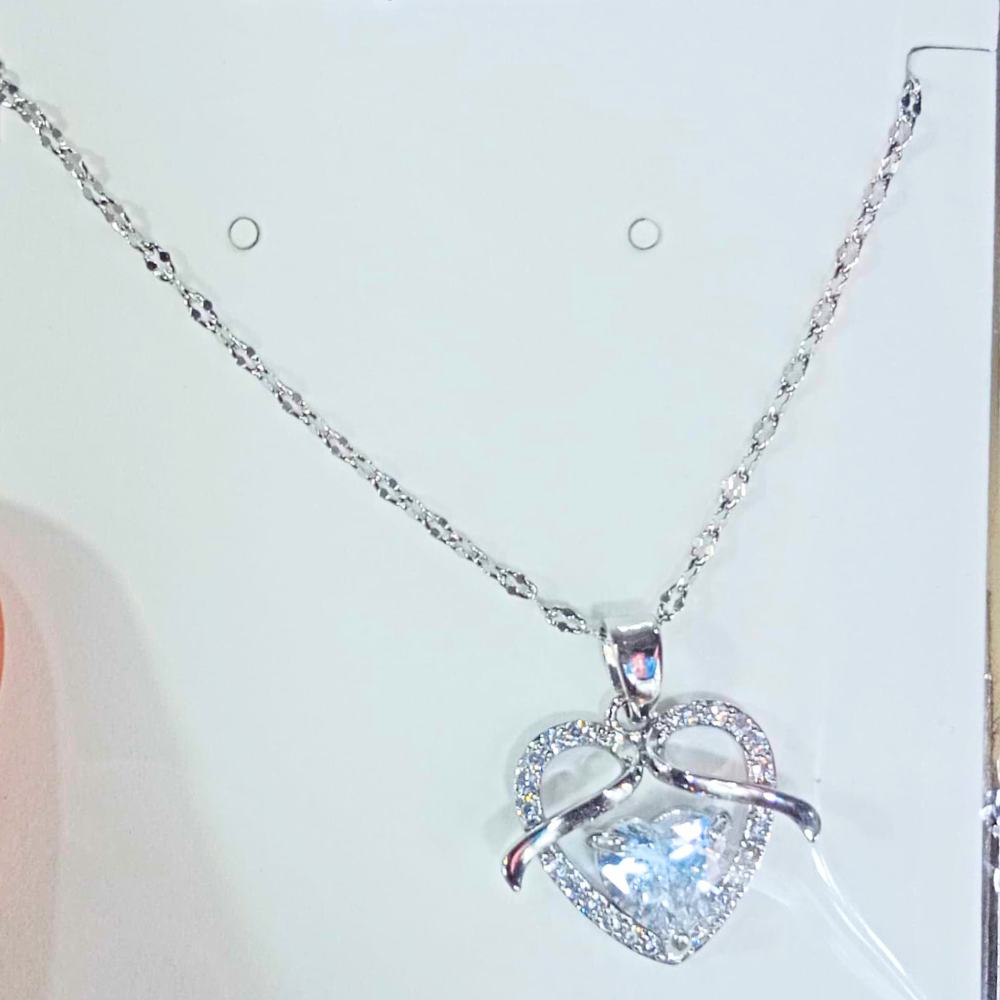 (⏰ Valentine Special: Limited Stock)🌹Eternally Preserved Rotating Rose Box - W/ Beautiful Heart Necklace 💎✨